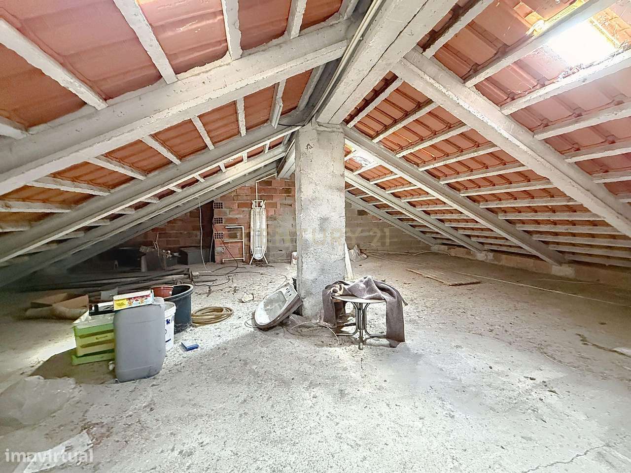Casa T2  + 1 em, Alcobaça - Vista Deslumbrante para a natureza1 k de A-27