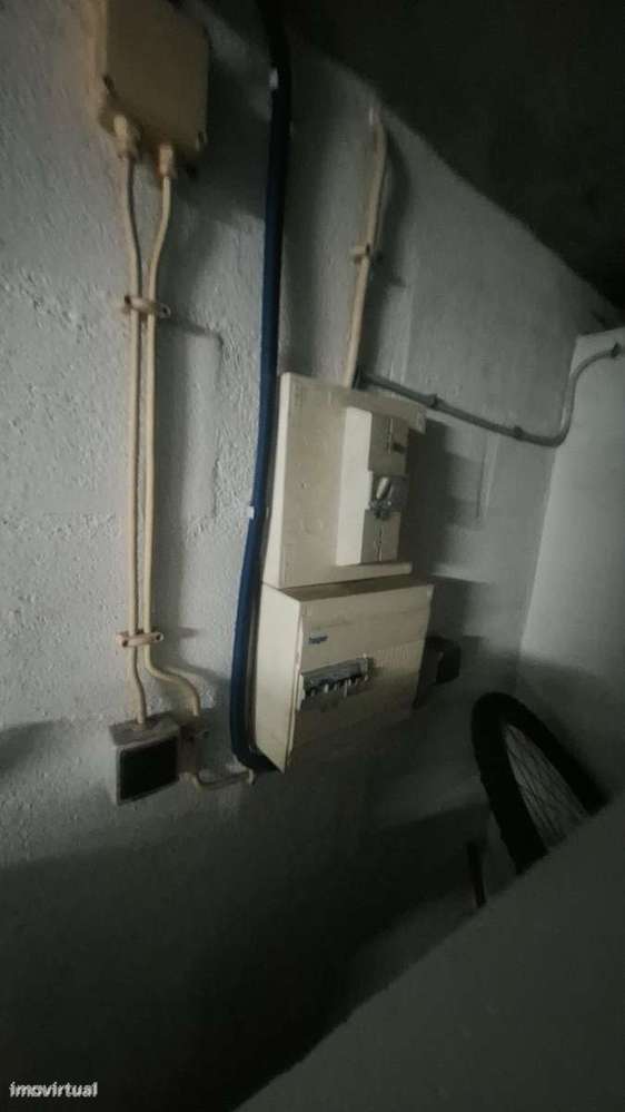 Garagem Box de 28m² em Alfragide, Amadora - Grande imagem: 4/6