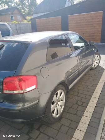 Audi A3 1.9 TDI Ambiente - 3