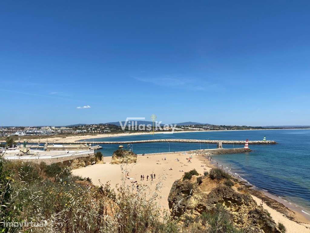 6 apartamentos com vista mar,T2 e um T1 com piscina ao lado do mar ... - Grande imagem: 2/21