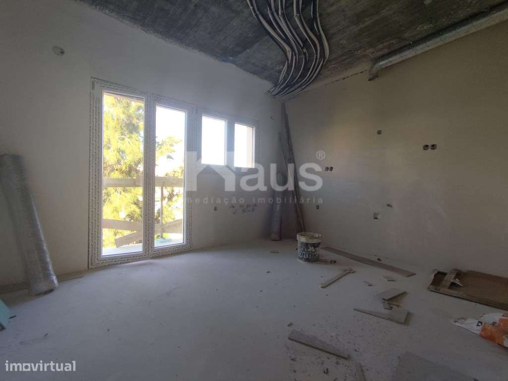 T3 com parqueamento em fase de construção - Conclusão prevista Maio... - Grande imagem: 3/10