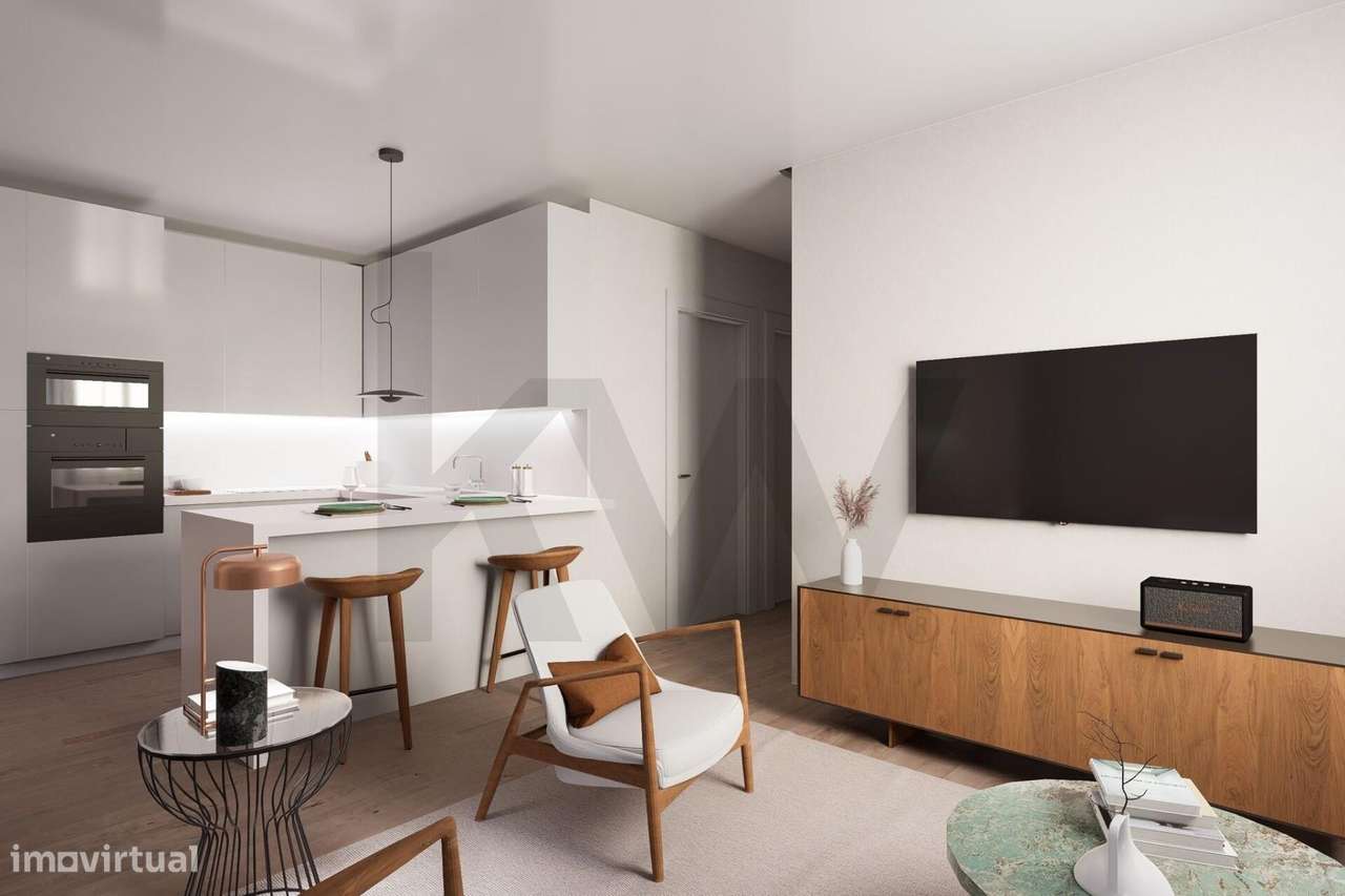 Apartamento com 1 suite, mais 2 quartos e wc, sala e cozinha equipada, - Grande imagem: 2/47