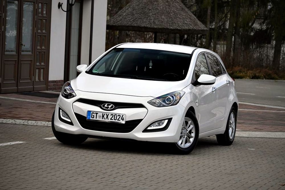 Hyundai i30 II 1.4 Fifa World Cup Edition 2013