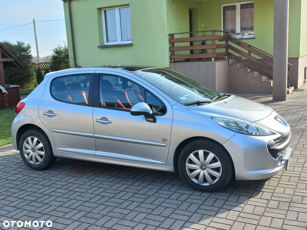 Peugeot 207