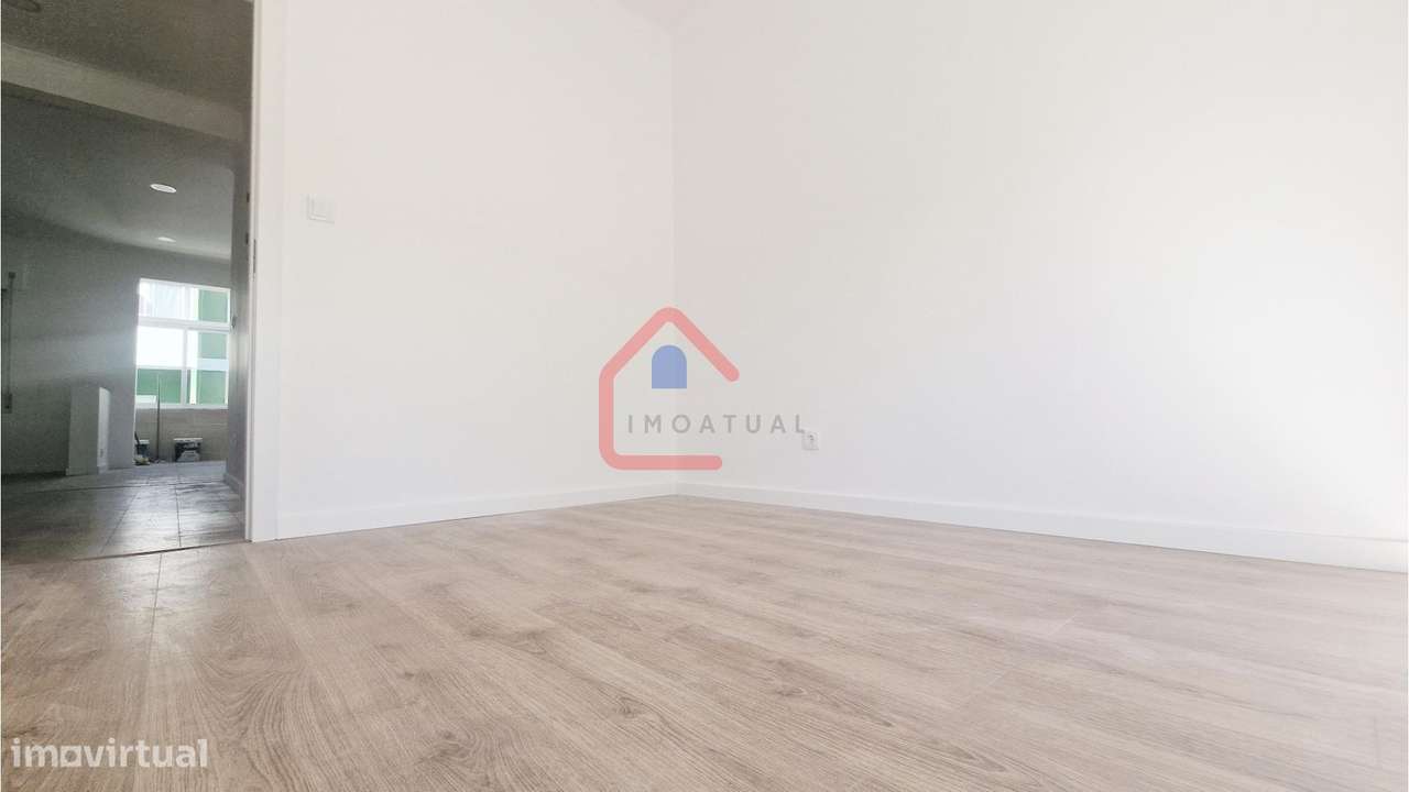 Apartamento T2 em Portugal-1