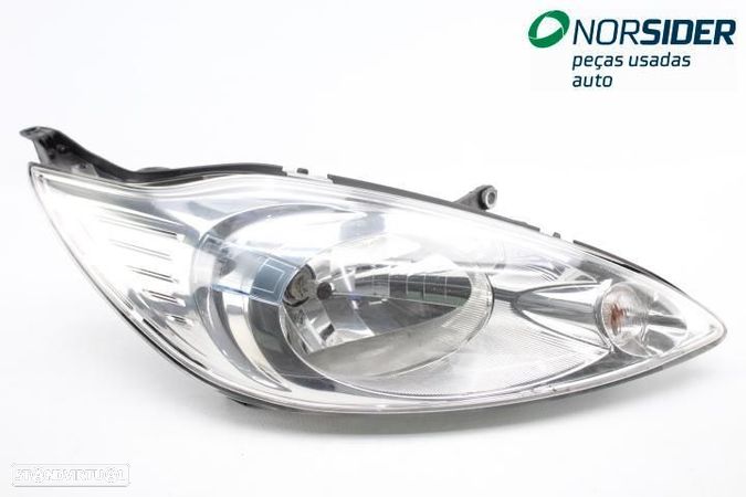 Farol direito Ford Ka|08-16 - 1