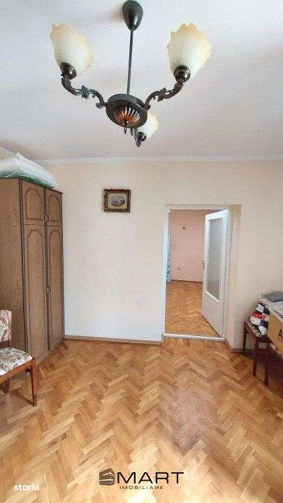 Casa cu teren 150 mp zona Lupeni - Imagine principală: 3/17