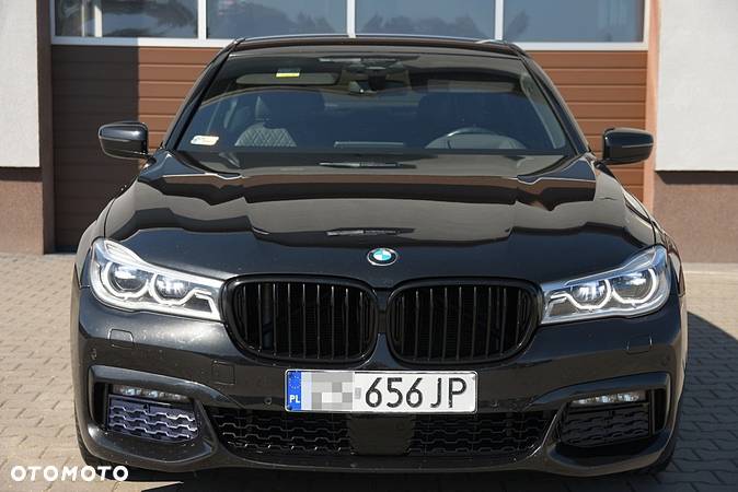 BMW Seria 7 - 11