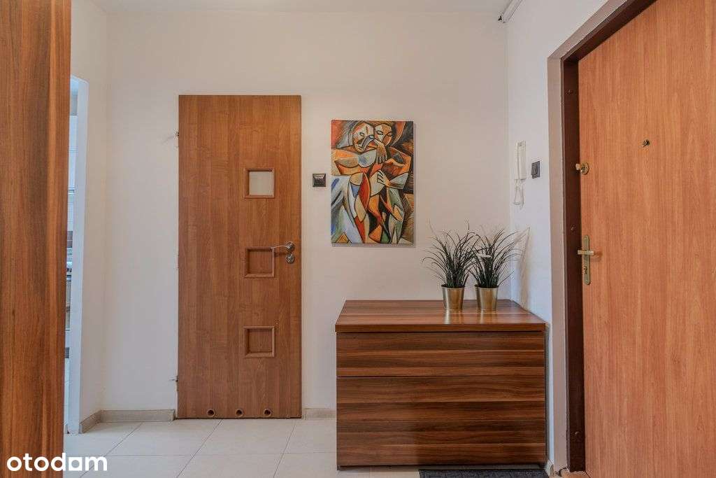 Kawalerka 32.5m2 z balkonem-ul.Gogola 6-4