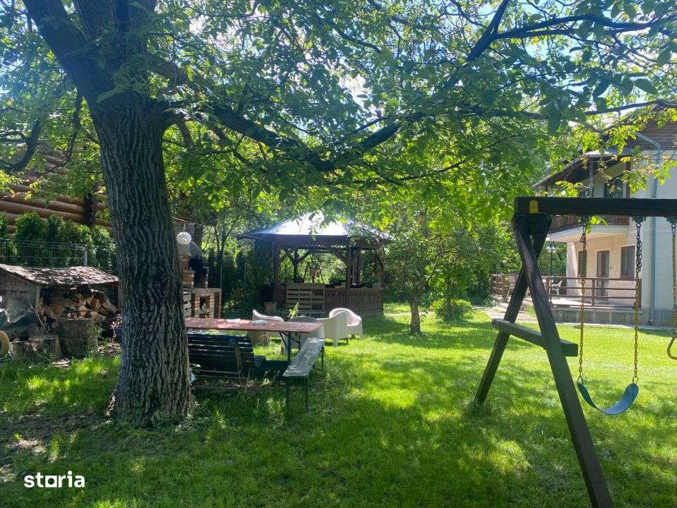 De vanzare Casa de vacanta Breaza-5