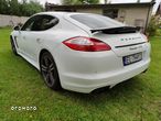 Porsche Panamera GTS PDK - 17