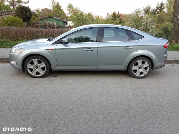 Ford Mondeo 2.0 Titanium - 10