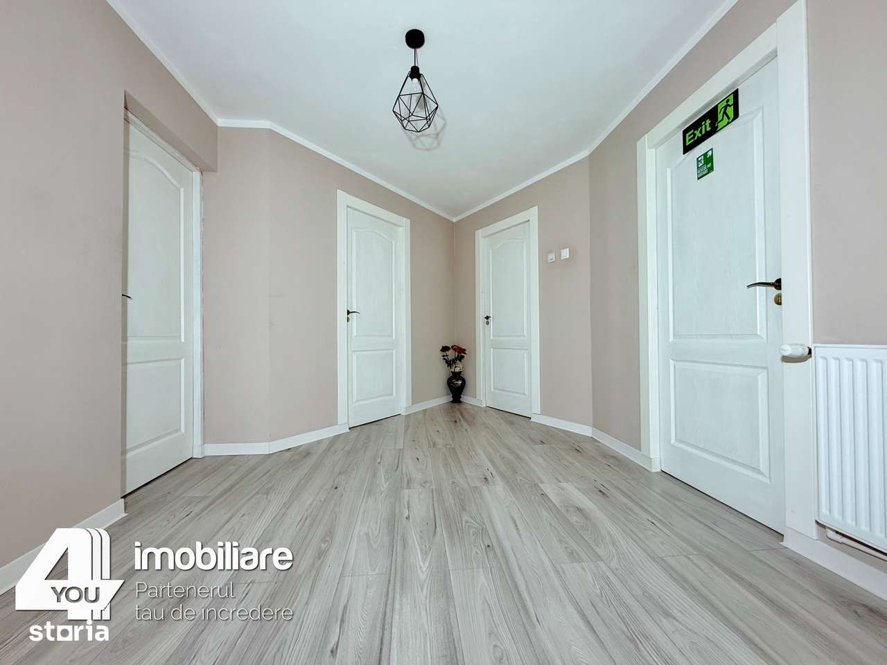 Casă P+M din anul 2010 în Cicir, 174 mp + garaj, cu teren 1422 mp-15