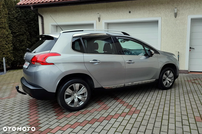 Peugeot 2008 PureTech 82 Allure - 19