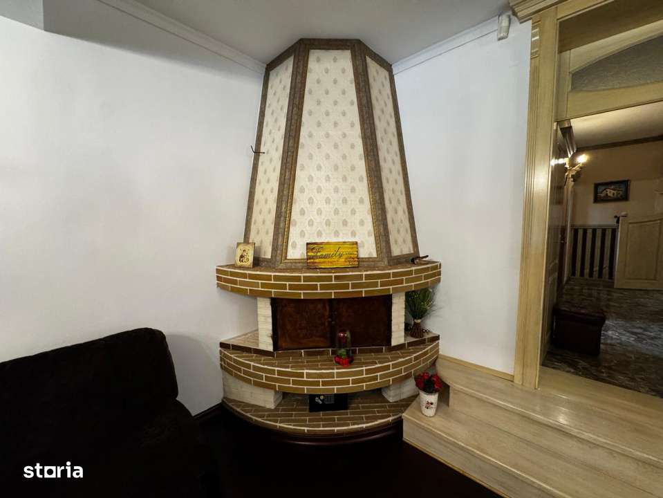 Vila cu Ponton | Piscina | Bucatarie de vara | Lac Balotesti - Imagine principală: 4/15