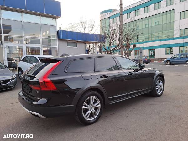 Volvo V90 Cross Country T5 AWD Geartronic - 29