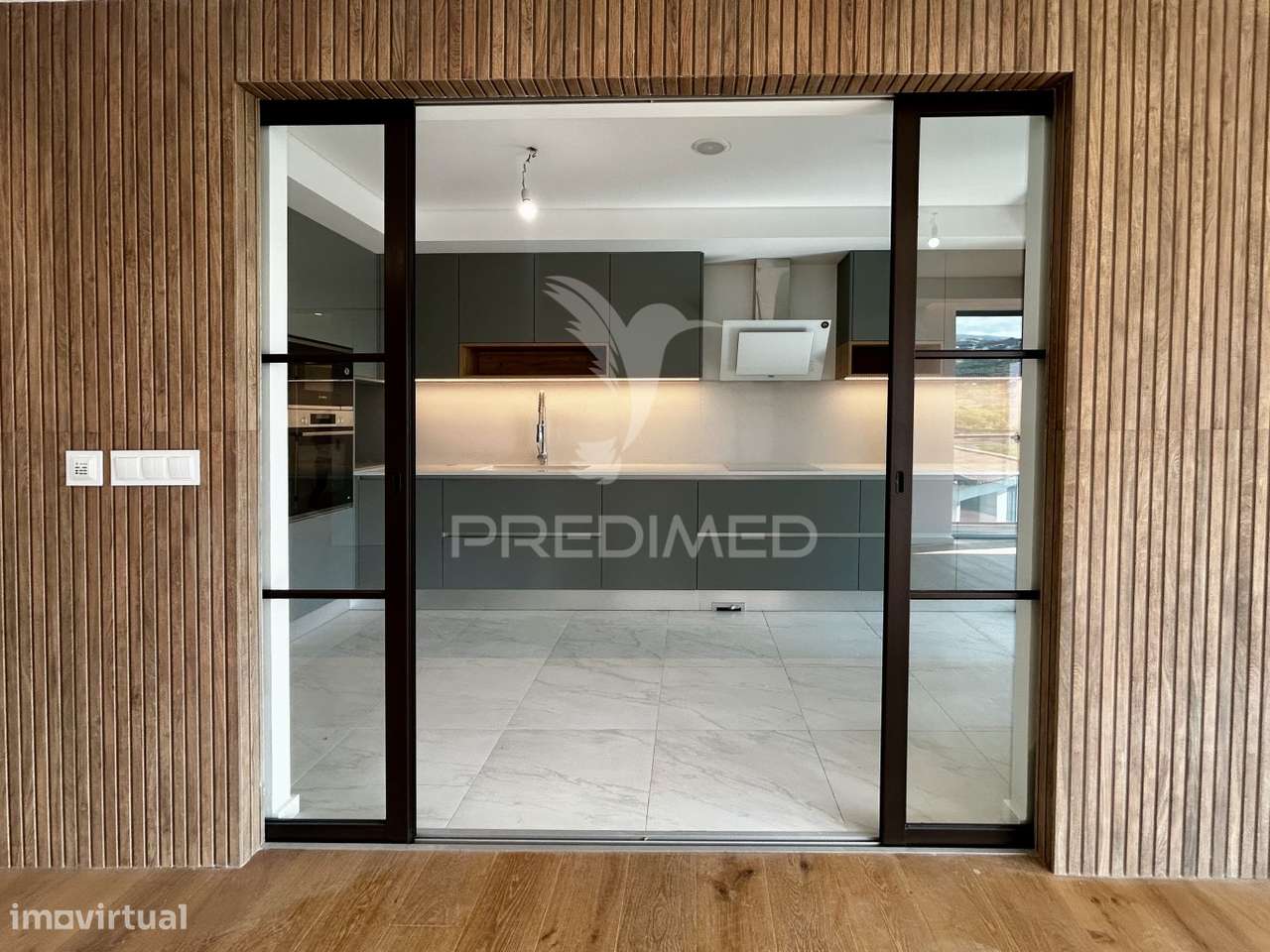 Penthouse T2 com Piscina Privada no Rooftop – São Martinho - Grande imagem: 5/13