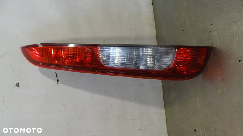 LAMPA LEWA TYLNA FORD FOCUS C-MAX 1.6 - 1