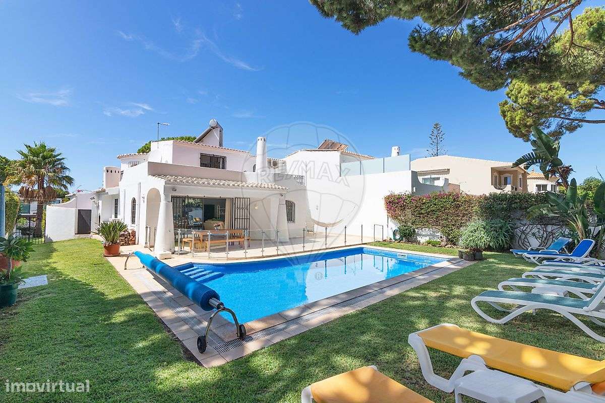 Moradia T4 para venda-0