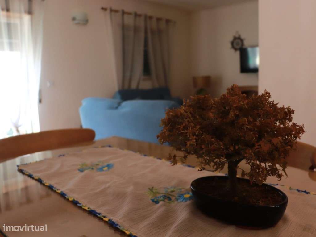 Apartamento T1+2 Duplex, em condomínio fechado, a 2 minutos da praia-12