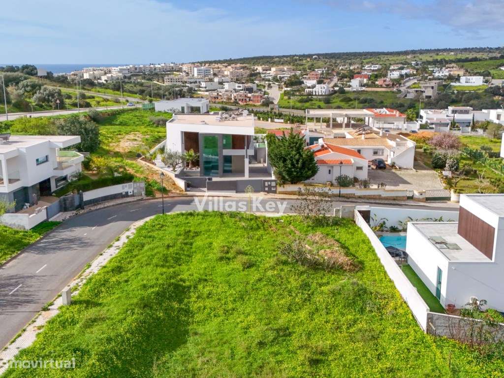Lote de terreno para construção de uma moradia com piscina a 10 min... - Grande imagem: 5/10