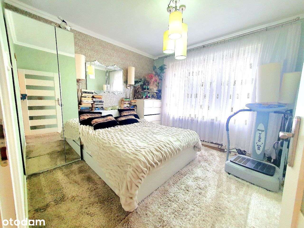 Idealne! obok starówki; 2 duże pokoje, osobna kuchnia, niski blok-3