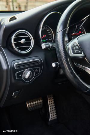 Mercedes-Benz GLC 250 d 4Matic 9G-TRONIC AMG Line - 34