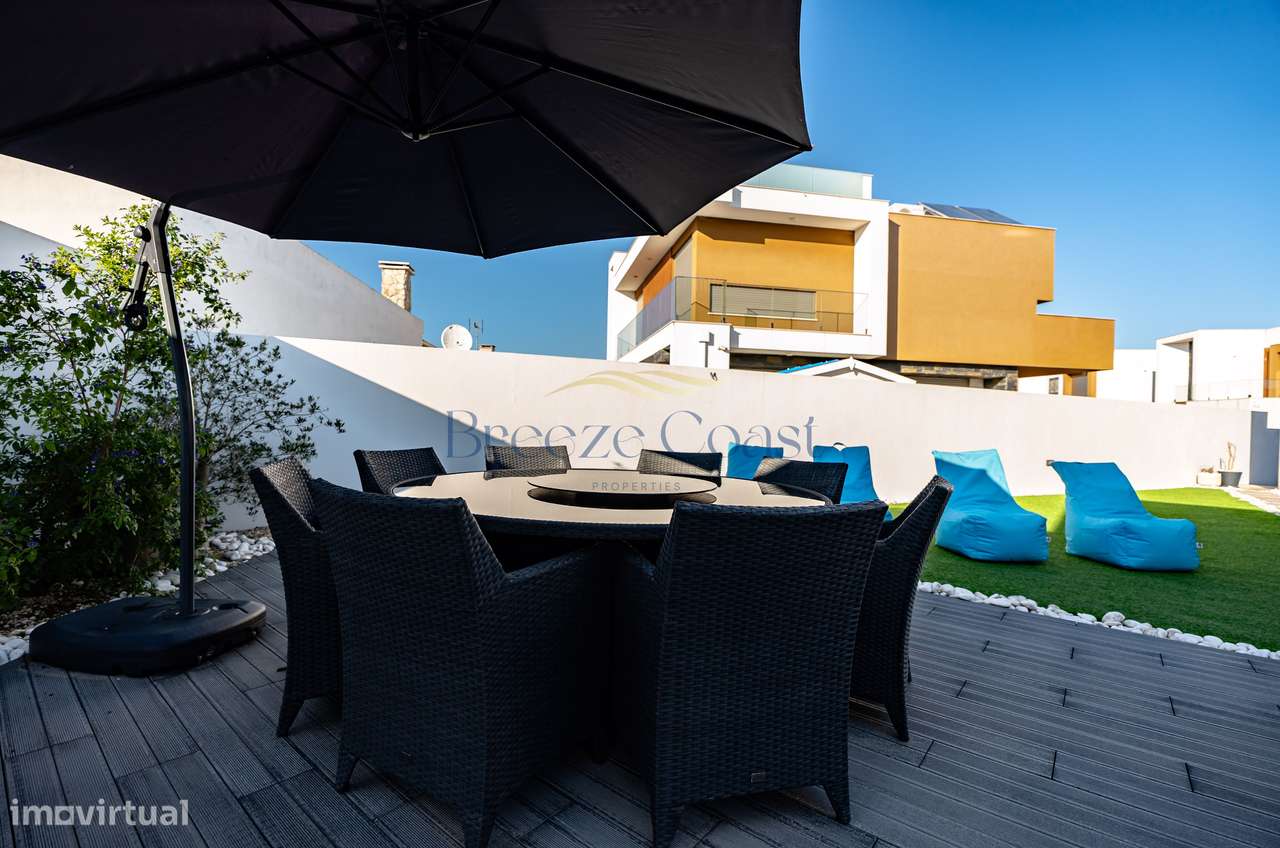 Moradia T4 com Rooftop Vista Mar-5