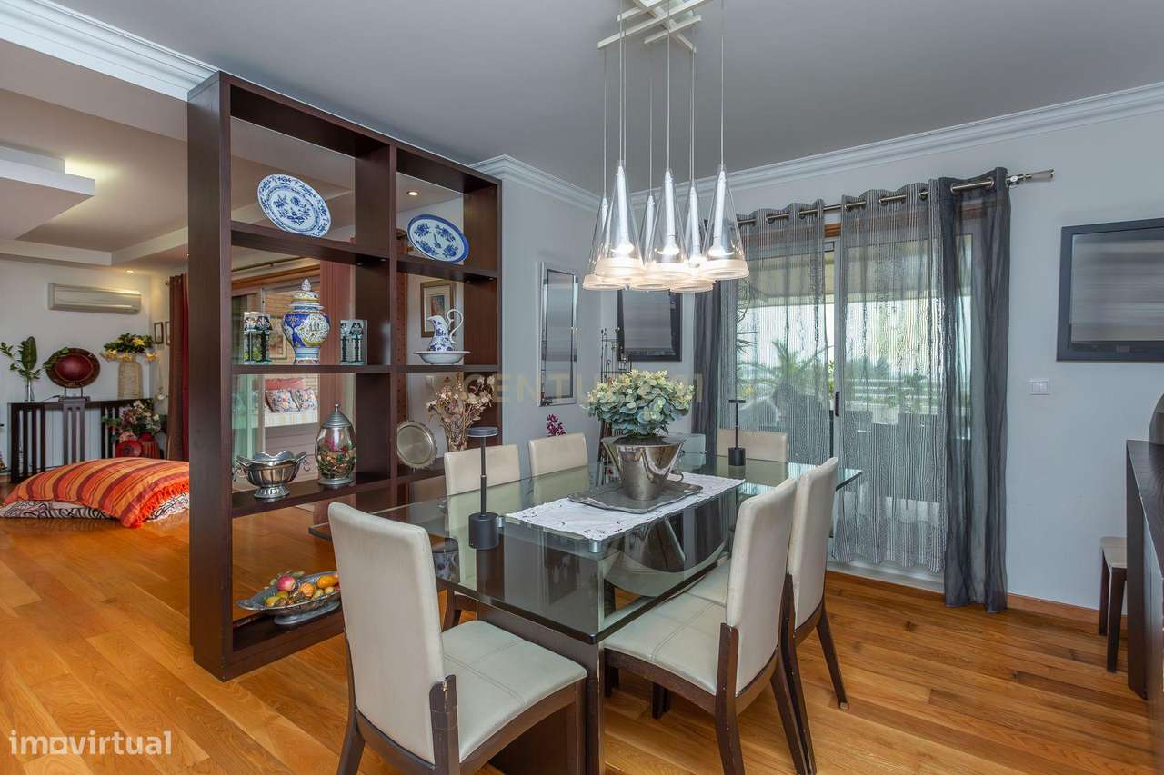 Apartamento T4 Alto de Algés, Terraço, Vista Rio, 6 Lugares de Garagem - Grande imagem: 5/21