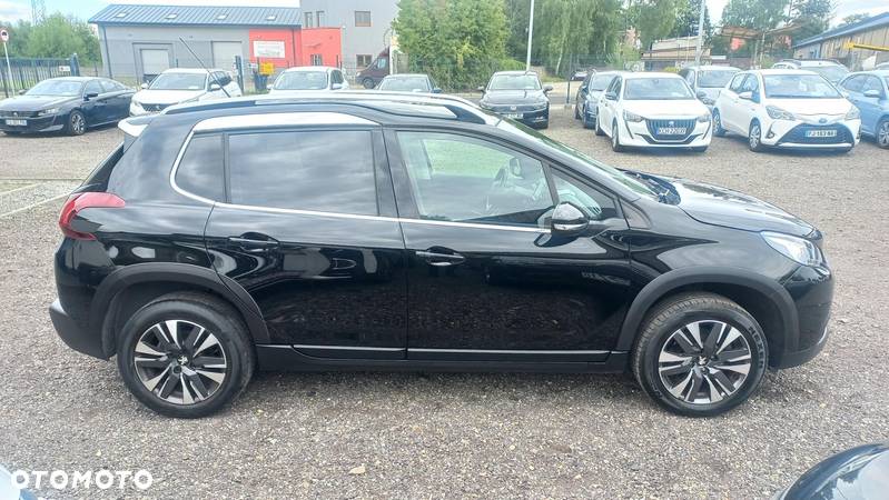 Peugeot 2008 1.2 Pure Tech GPF Allure S&S - 7