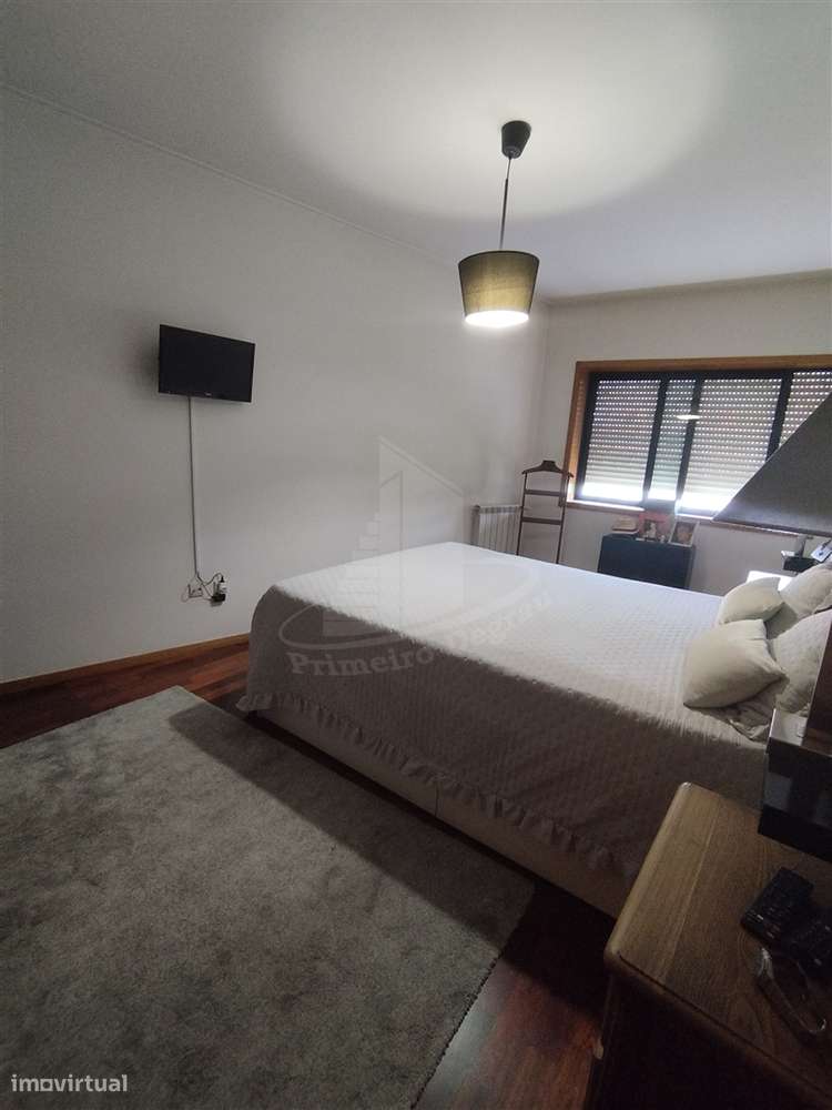 T4 com garagem para 2 carros-20