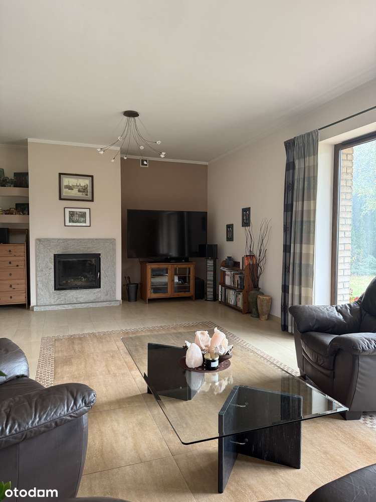 Piękny duży dom z cegły. Niepowtarzalny - Pełny obrazek: 5/20