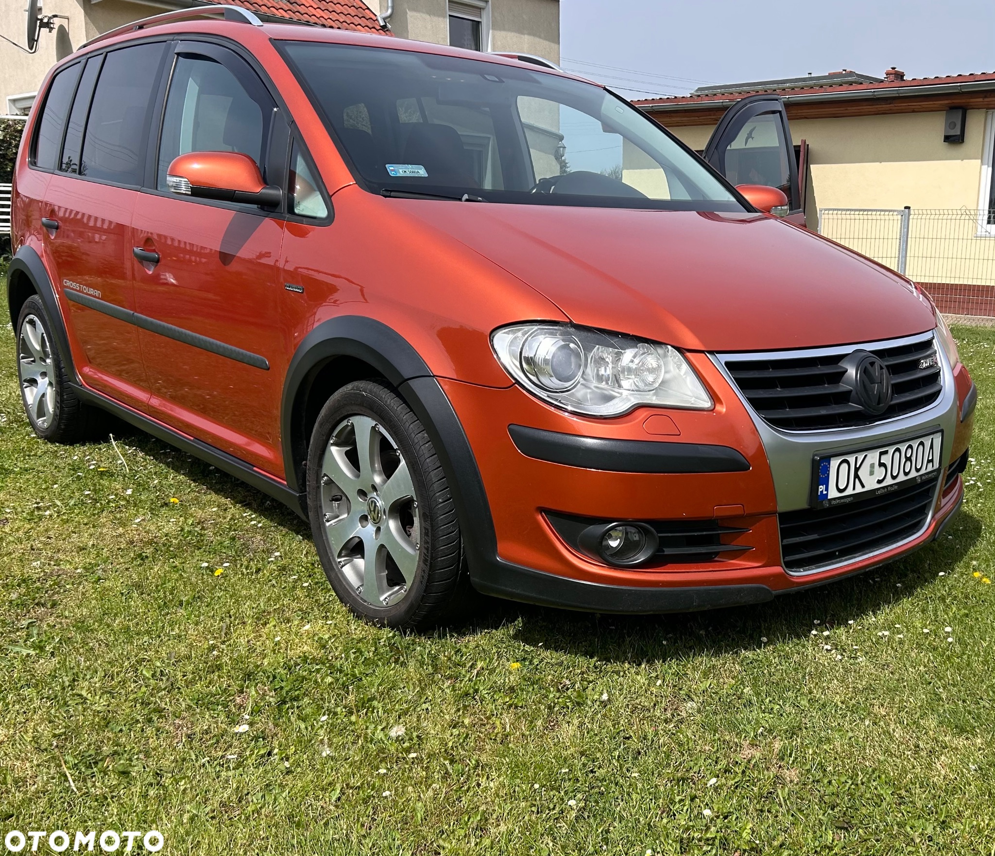 Volkswagen Touran 1.4 TSI Cross - 2