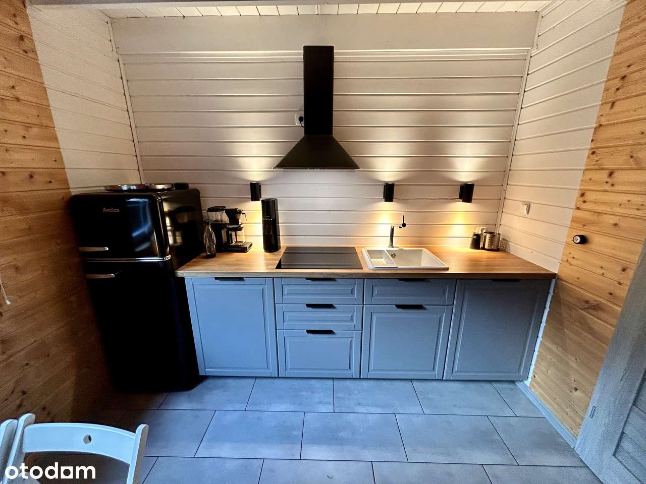 Dom nad morzem - fotowoltaika, umeblowany-4