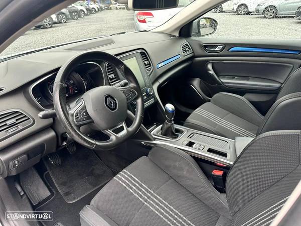 Renault Mégane 1.5 Blue dCi GT Line J18 - 8