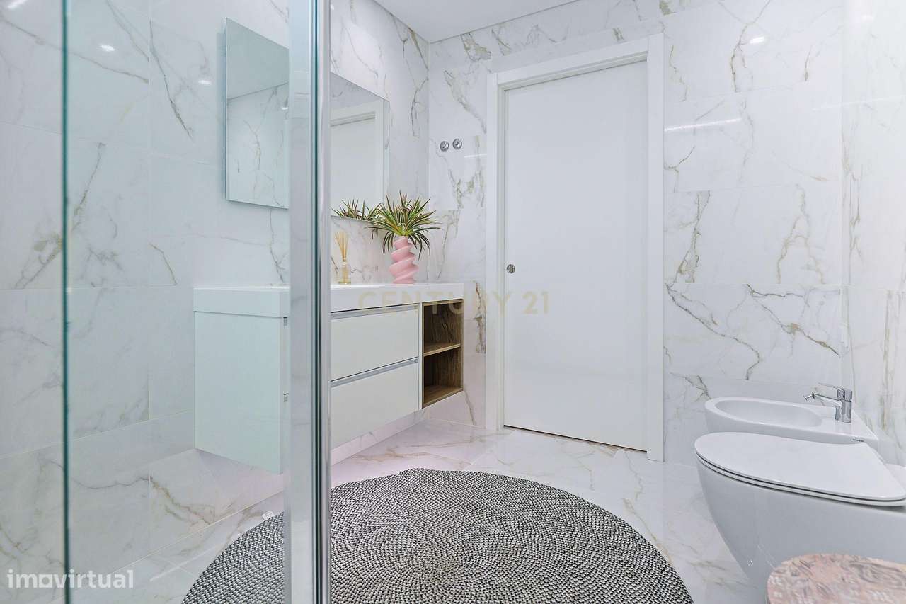 Apartamento T2 na MalvaRosa, Alverca-29