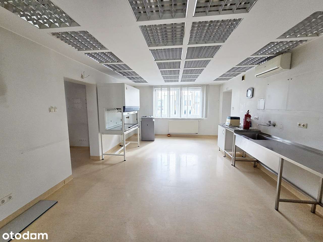 Obiekt usługowo-handlowy-7