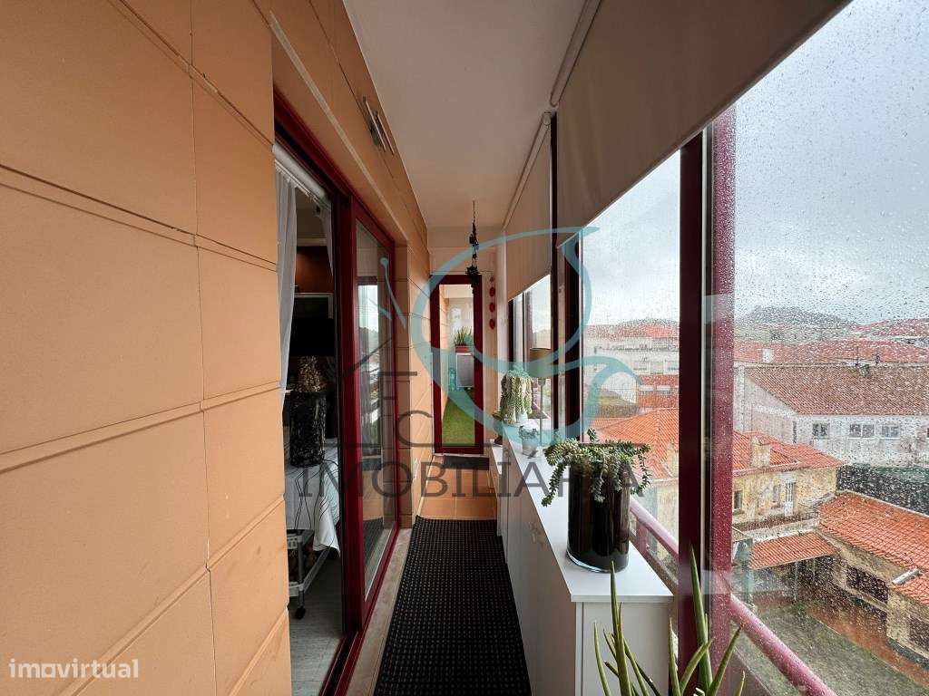 T3 de Luxo com Piso Privativo, Varandas Panorâmicas, Garagem Dupla ...-44