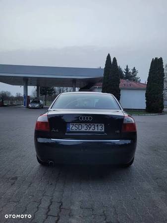 Audi A4 1.6 - 6