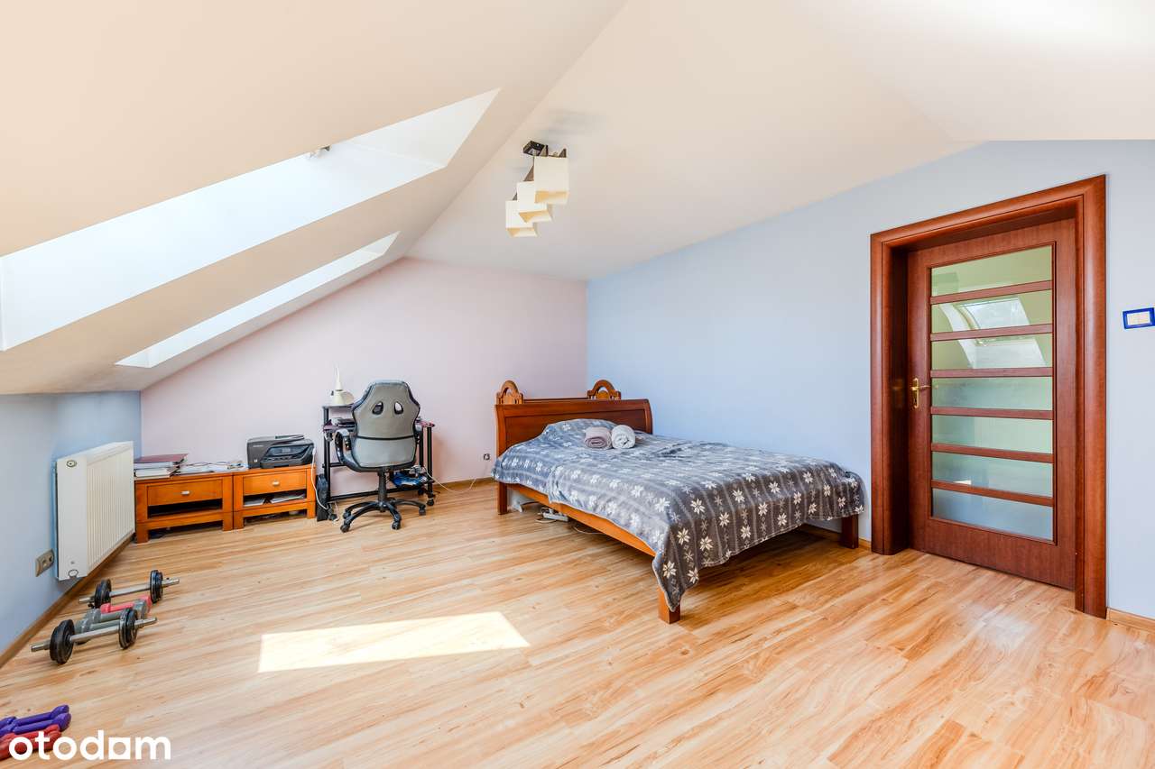 Wyjątkowy dom w Ludwikowie-12