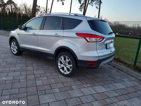 Ford Kuga 2.0 TDCi 4x4 Titanium - 12