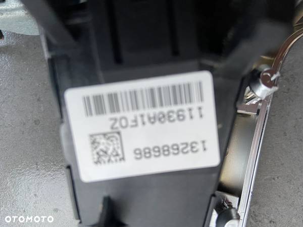 Kierownica przyciski sterowanie Opel Astra IV J - 3