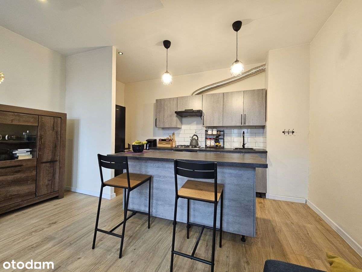 Duża kawalerka z gabinetem/sypialnią *c.o miejskie - Pełny obrazek: 4/12