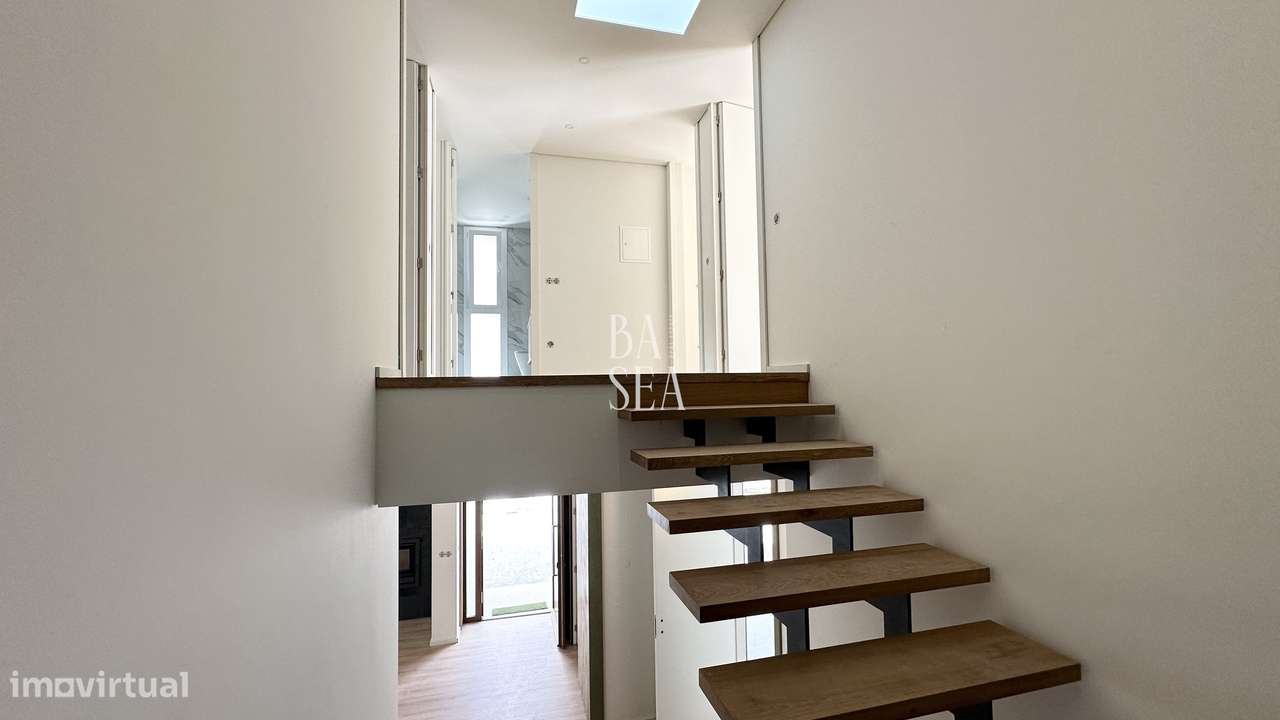 Moradia T4 Nova de Dois Andares em Palmeira Braga-12