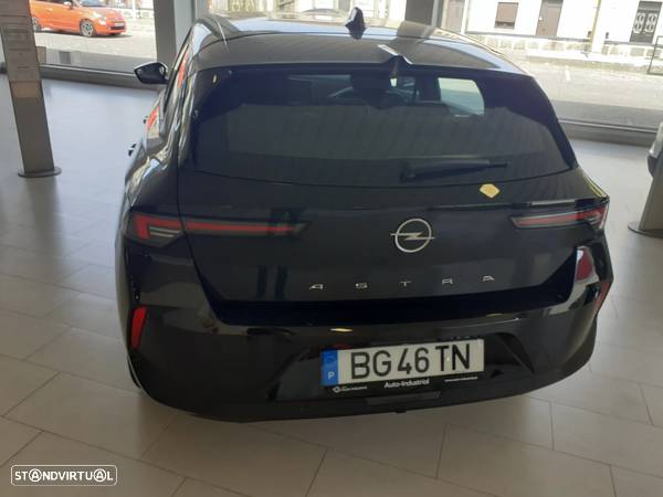 Opel Astra 1.2 T Edition - 4