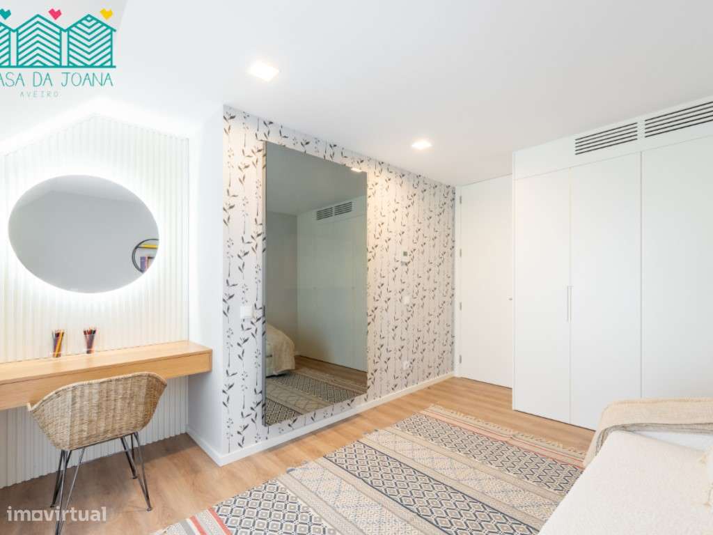 Apartamento T3 Duplex com Lugares de Garagem em Aveiro-12
