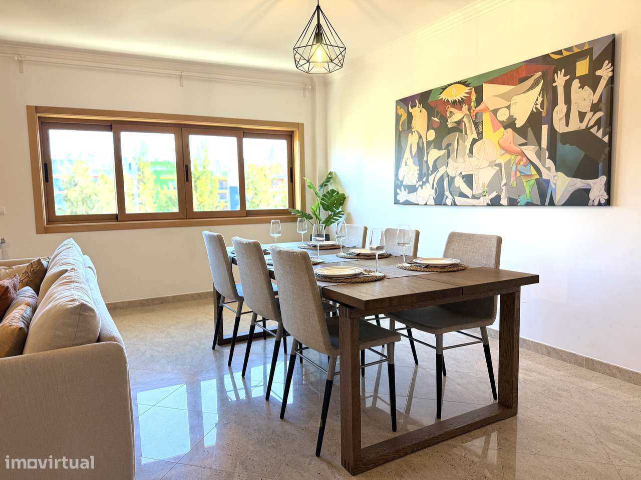 Apartamento T3 com Box - Urbanização Jardim da Amoreira - Grande imagem: 4/43