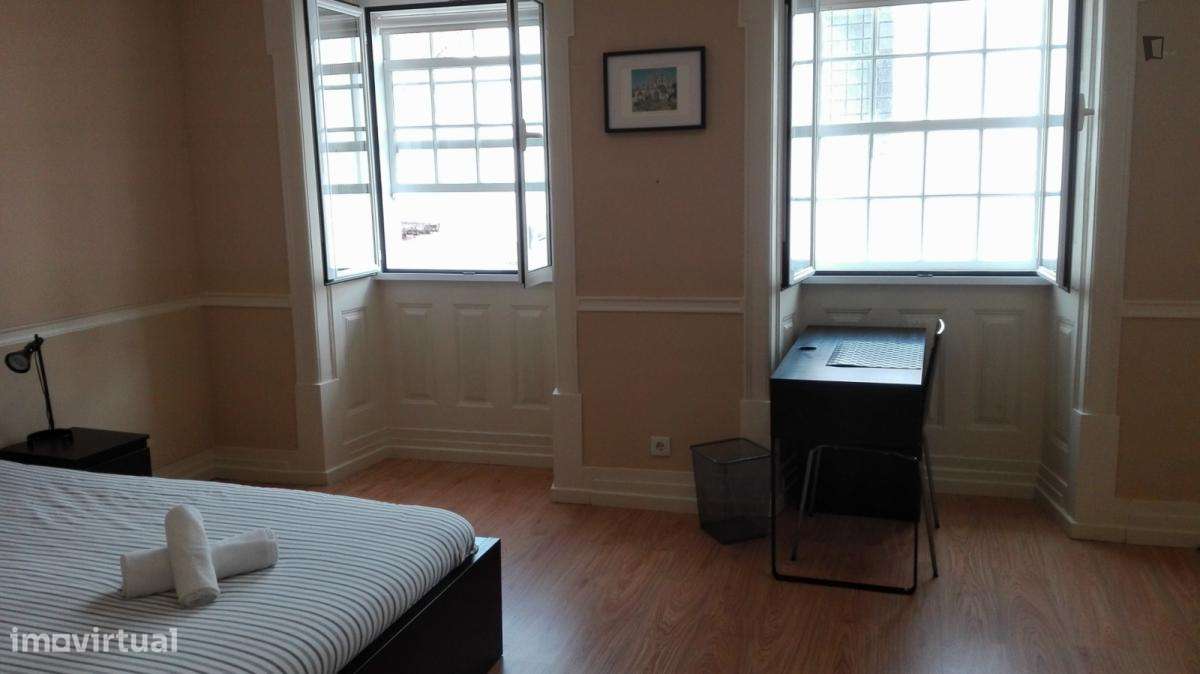 Estúdio - localizado em Baixa Coimbra - Grande imagem: 2/8