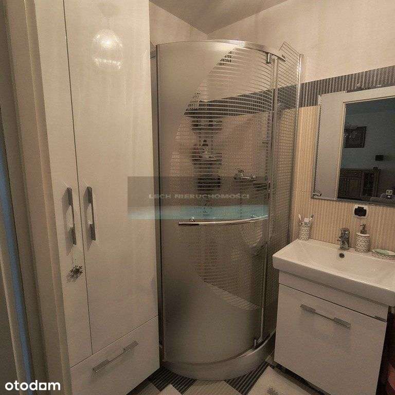 Blisko stacja, do wprowadzenia, 2009r.-8