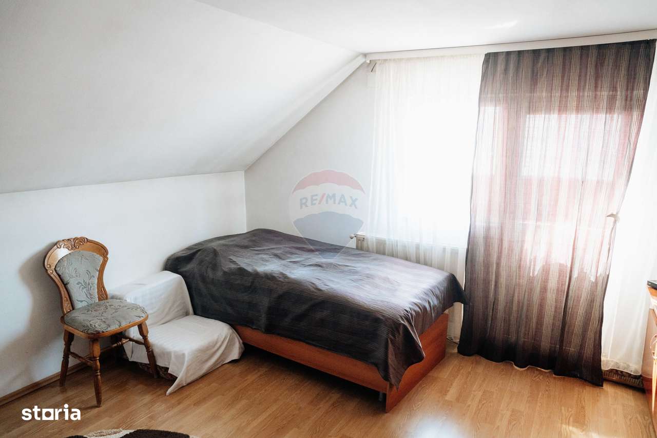 Casă de vanzare in Radauti str Iraclie Porumbescu-11